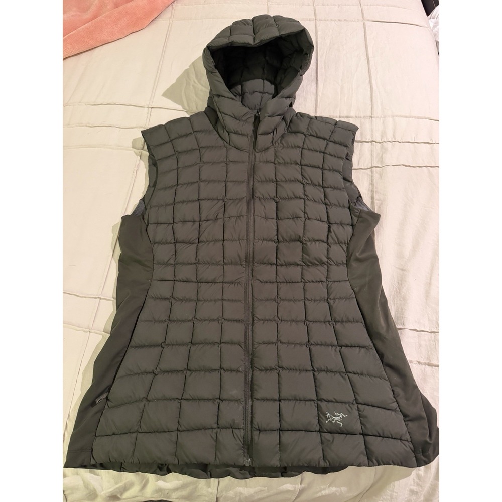 Arc'Teryx down quilted vest puffer women's size XL Forest Green